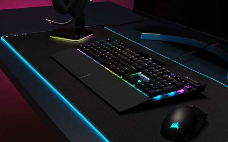 CORSAIR Meluncurkan Keyboard Gaming Mekanikal  K70 RGB PRO